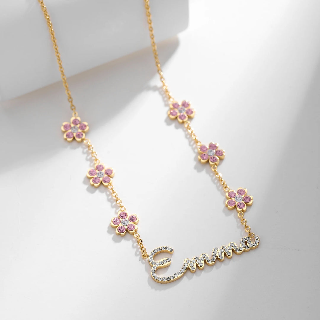 Colar de nome de cristal personalizado com pingente de flor letras colar para mulheres nomes de aço inoxidável personalizado placa de identificação jóias