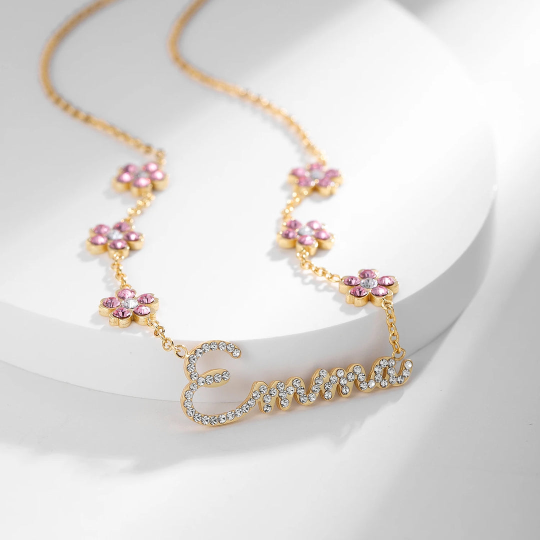 Colar de nome de cristal personalizado com pingente de flor letras colar para mulheres nomes de aço inoxidável personalizado placa de identificação jóias