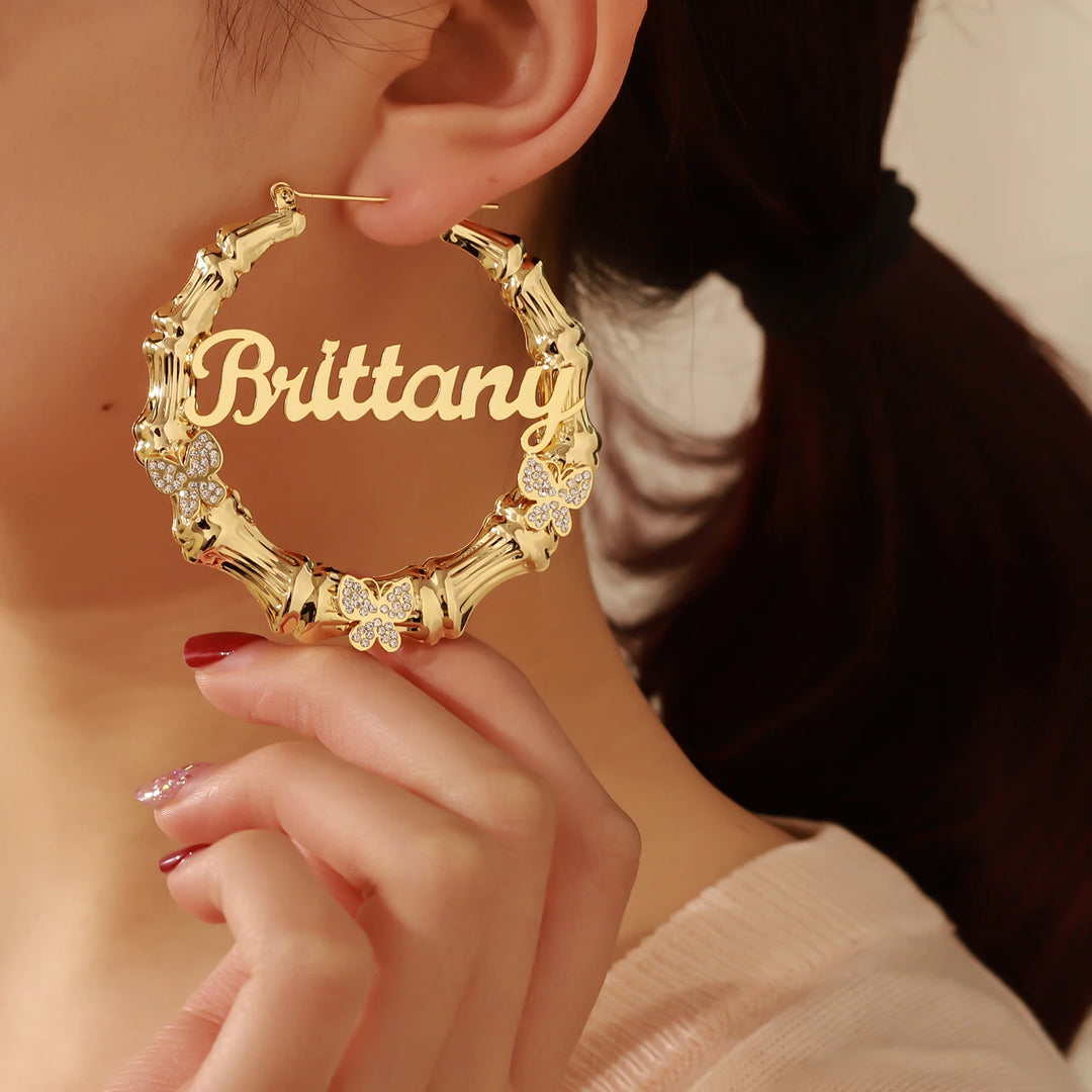 Qitian-Bambu Hoop Nome Brinco, Brincos De Borboleta De Diamante Personalizado, Aço Inoxidável, Estilo Hip Hop, Jóias Sexy, Personalidade