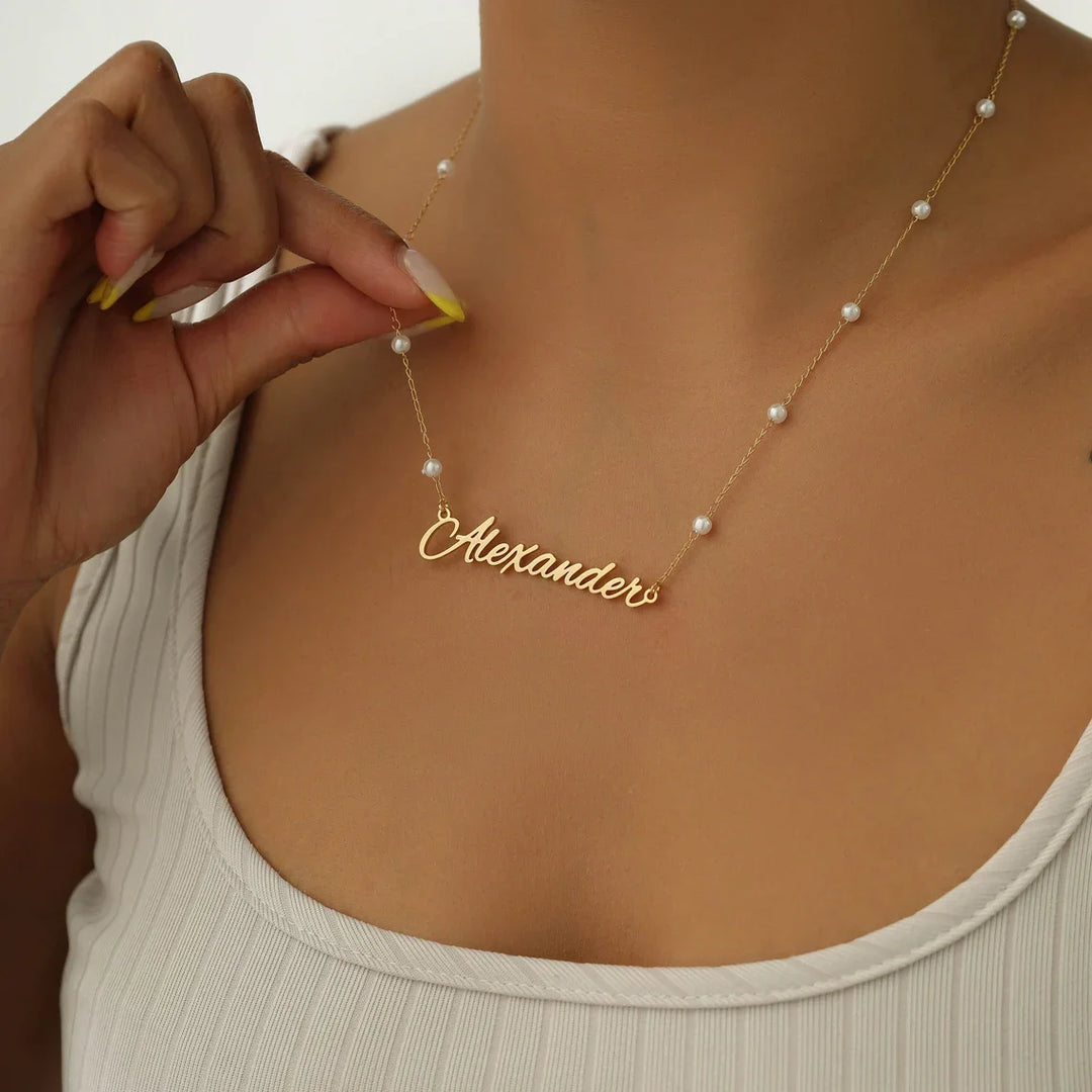 Colar Personalizado Com Nome E Pérolas Banhada a Ouro 18k