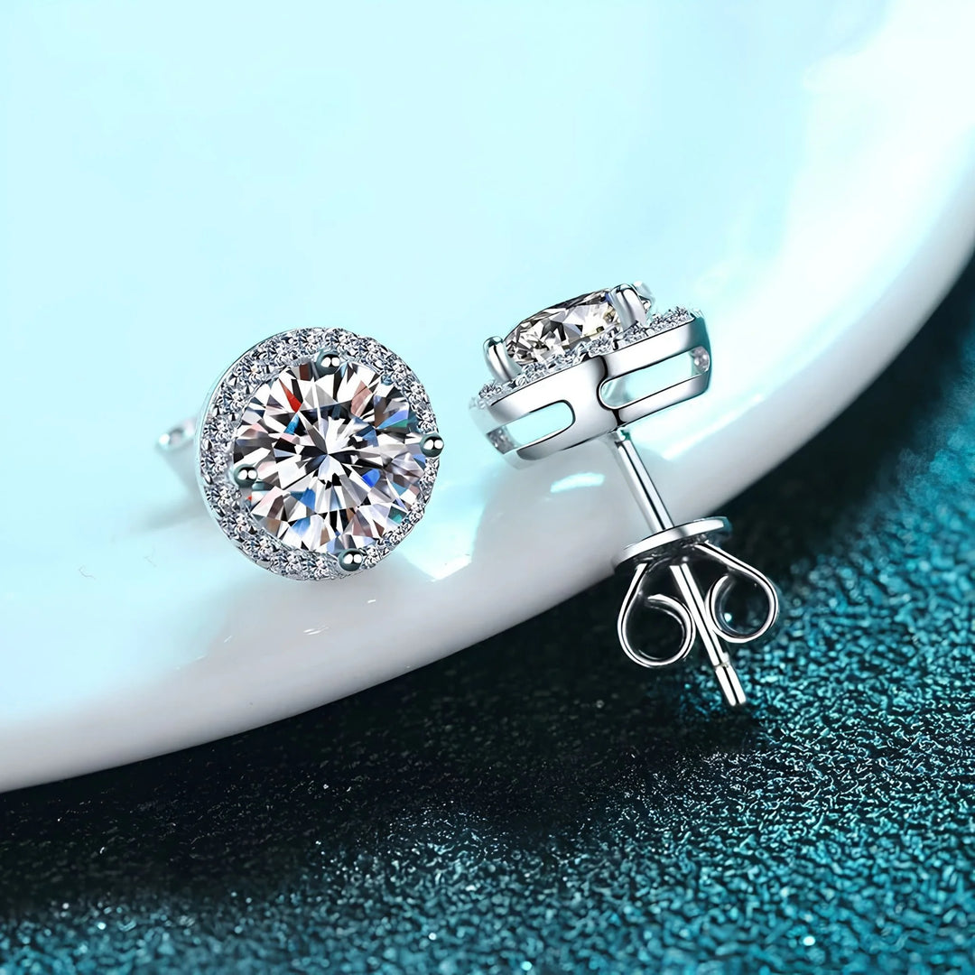 Brinco Halo Redondo de Moissanite 0,5 ou 1 ct em Prata 925