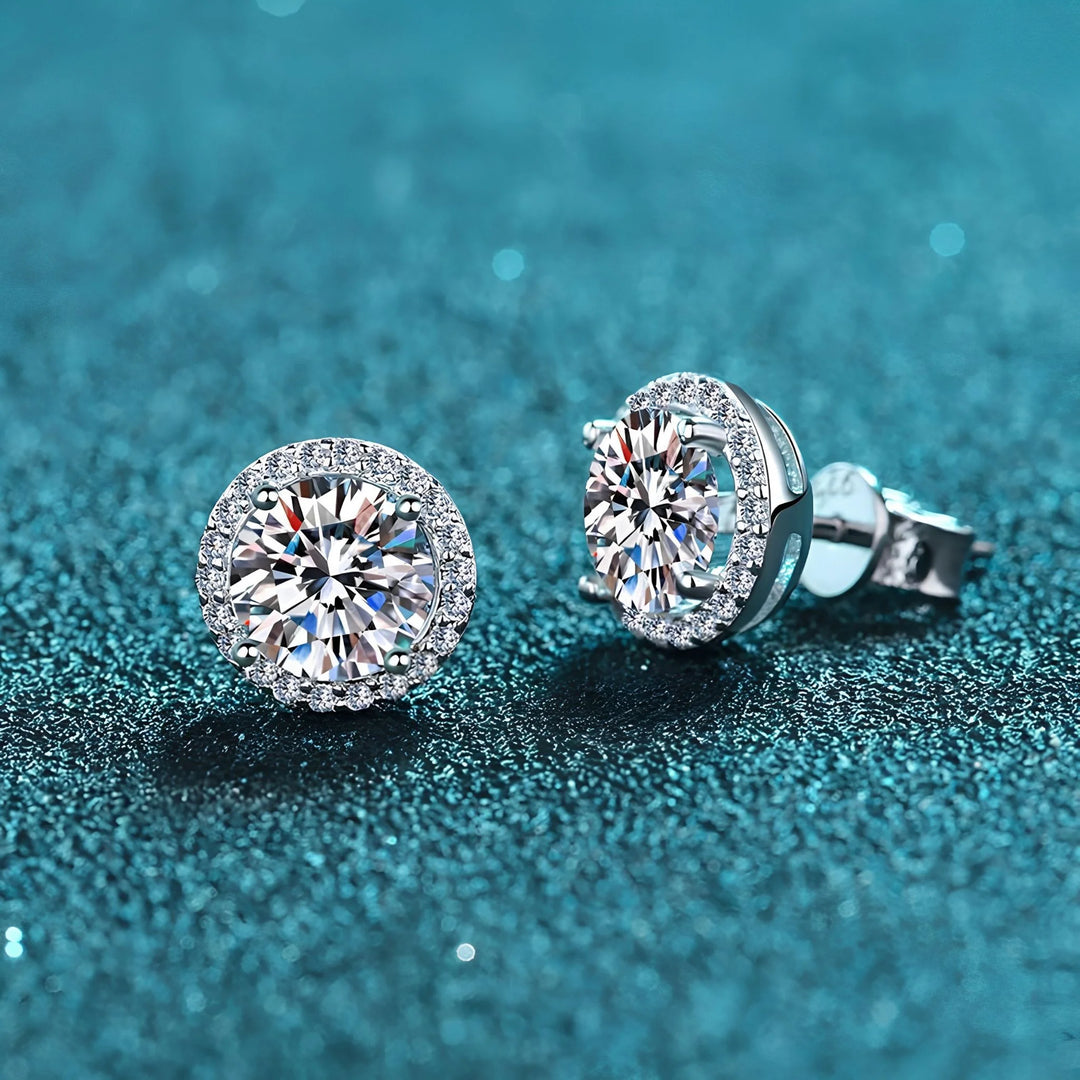 Brinco Halo Redondo de Moissanite 0,5 ou 1 ct em Prata 925