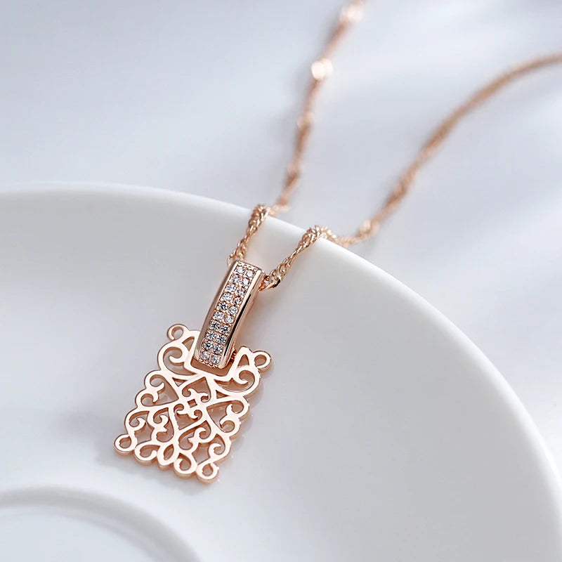 Colar Feminino Cobre Arabesco Vazado Zircônia Filigrana Ouro Rosé