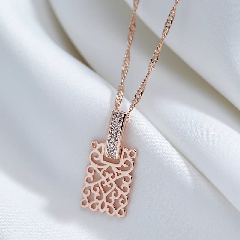 Colar Feminino Cobre Arabesco Vazado Zircônia Filigrana Ouro Rosé