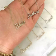 QiTian-Colar com Letra de Cristal Personalizado para Mulheres, Colar de Diamantes, Jóias de Ouro, Dê-Lhe um Presente Único