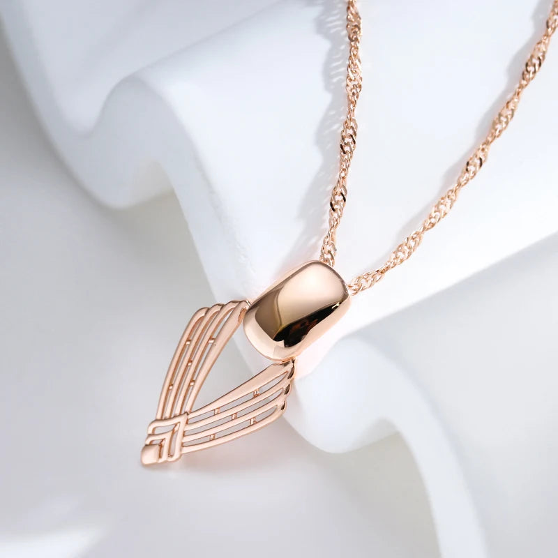 Colar Feminino Cobre Triangular Vazado Linhas Cruzadas Ouro Rosé 585