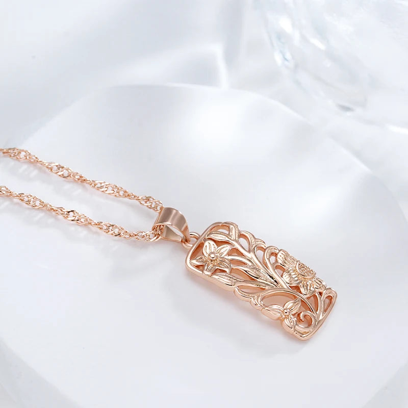 Colar Feminino Cobre Retângulo Filigrana Floral Botânico Vazado Ouro Rosé 585