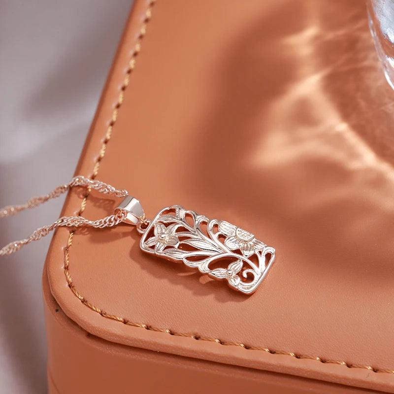 Colar Feminino Cobre Retângulo Filigrana Floral Botânico Vazado Ouro Rosé 585