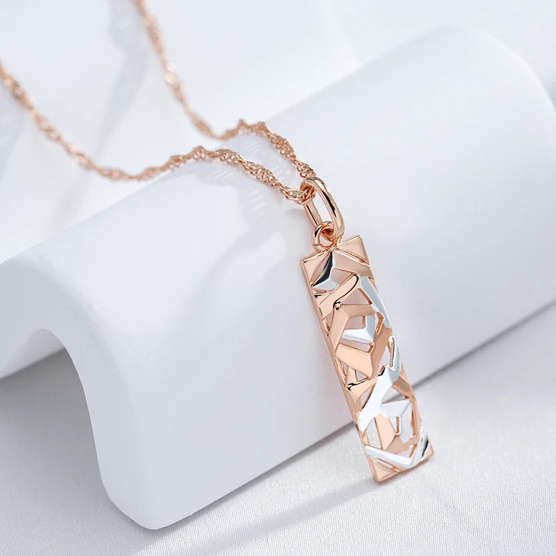 Colar Feminino Cobre Retangular Vazado Geométrico Ouro Rosé 585