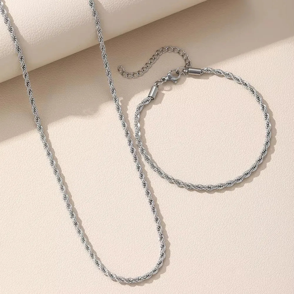 Kit Colar Feminino E Pulseira Torcida Em Aço Inoxidável