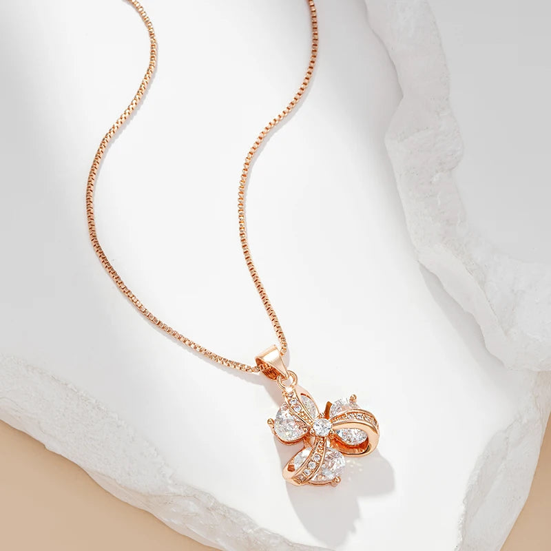 Colar Feminino Cobre Flor Giratória 3 Pétalas Pear Pavê Zircônia Veneziana Ouro Rosé 585