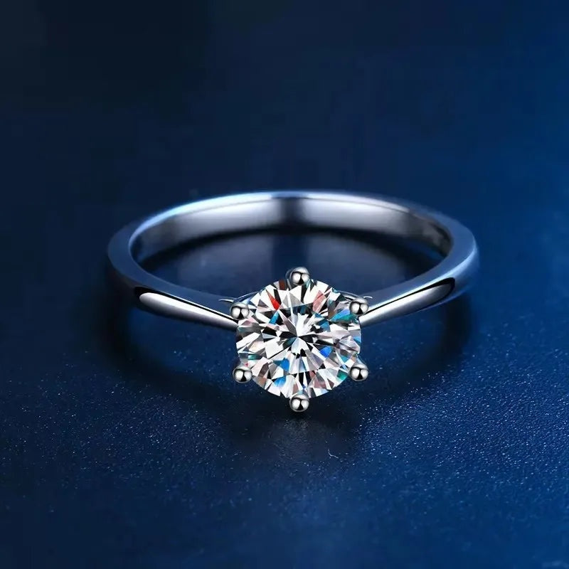 Anel solitário delicado de moissanite 0,3 ct em prata 925