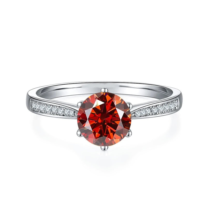 Anel solitário de moissanite vermelha com aro cravejado