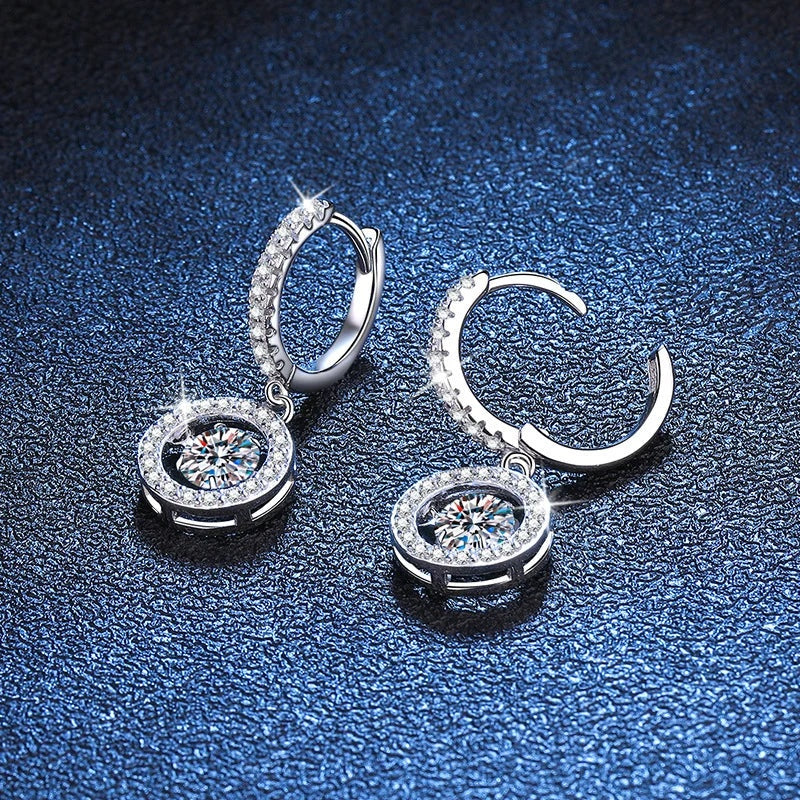Brinco argola de moissanite com a argolinha aberta