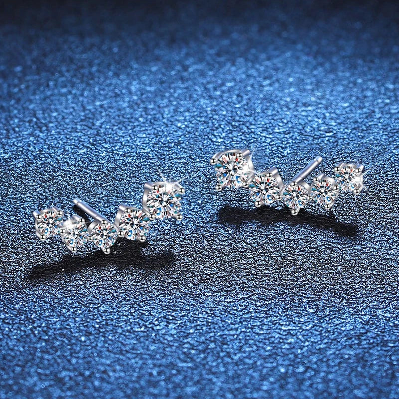 Par de brincos ear climber de moissanite deitados