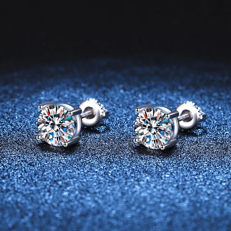 Brincos de moissanite com tarraxa de rosca vistos de lado