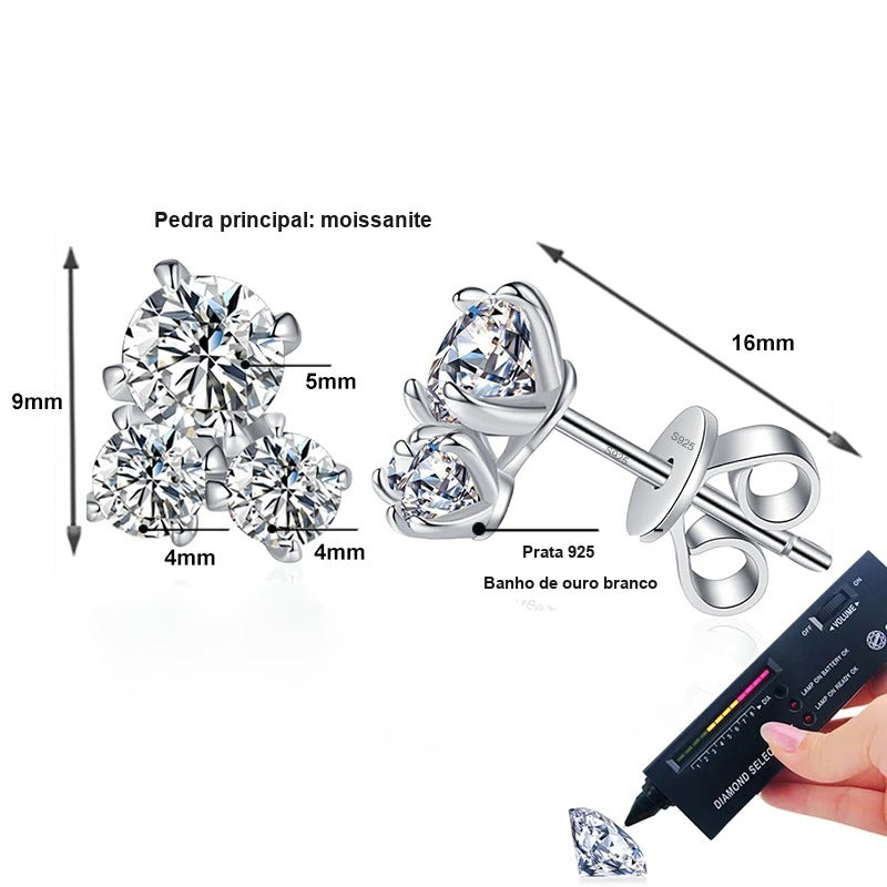 Medidas do brinco trevo: moissanites de 5 mm e 4 mm, 9 mm de altura, prata 925 com banho de ouro branco