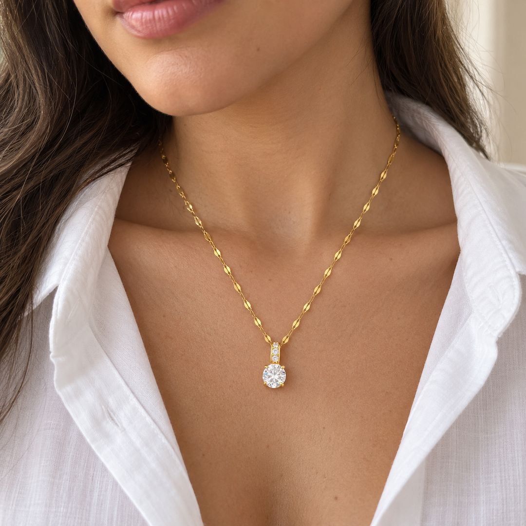 Colar Feminino Choker Simples Elegante em Aço Inoxidável