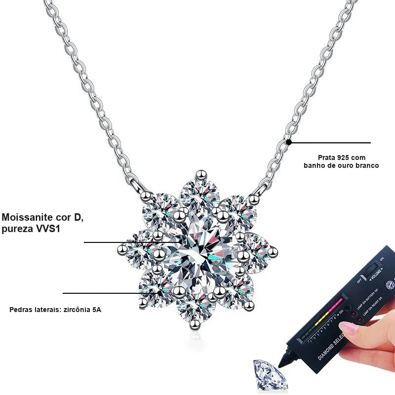 Colar flor: moissanite cor D pureza VVS1, zircônias 5A e prata 925 com banho de ouro branco
