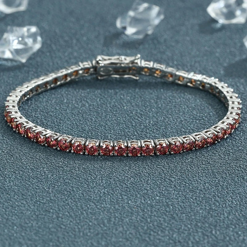 Pulseira riviera de moissanite vermelho-alaranjada em prata 925 vista de frente